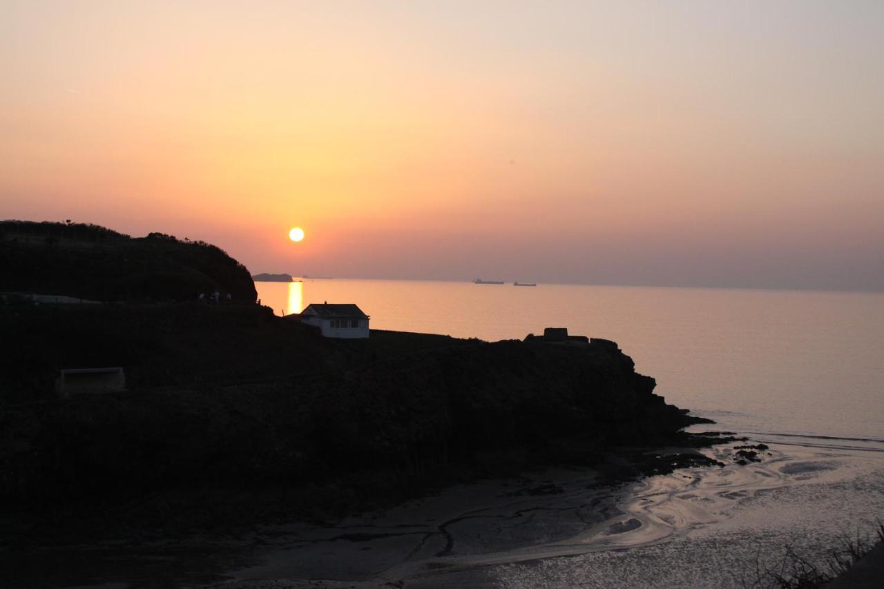 Little Haven Pendyffryn Manor Bed & Breakfast المظهر الخارجي الصورة